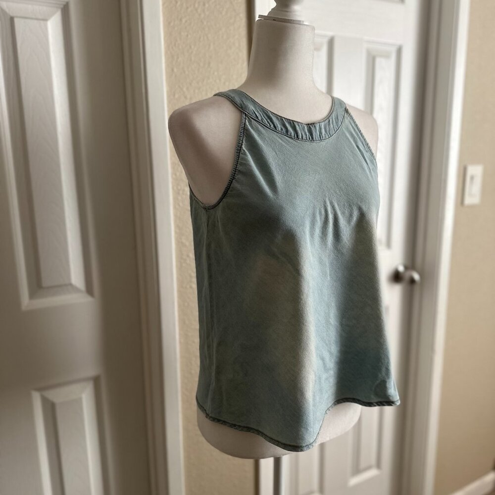 Vanilla Star Chambray Denim Sleeveless Tank Top Keyhole Back Blue Green Size M